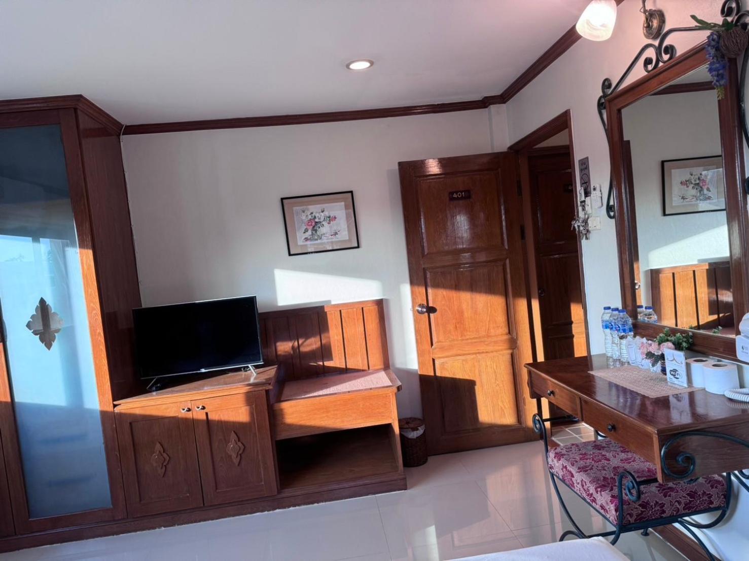 Your Place Inn Karon Ngoại thất bức ảnh