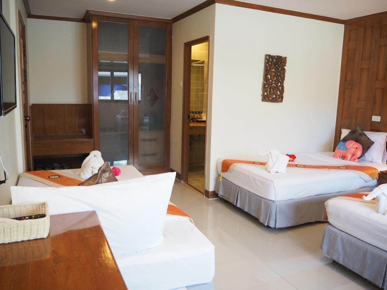 Your Place Inn Karon Ngoại thất bức ảnh