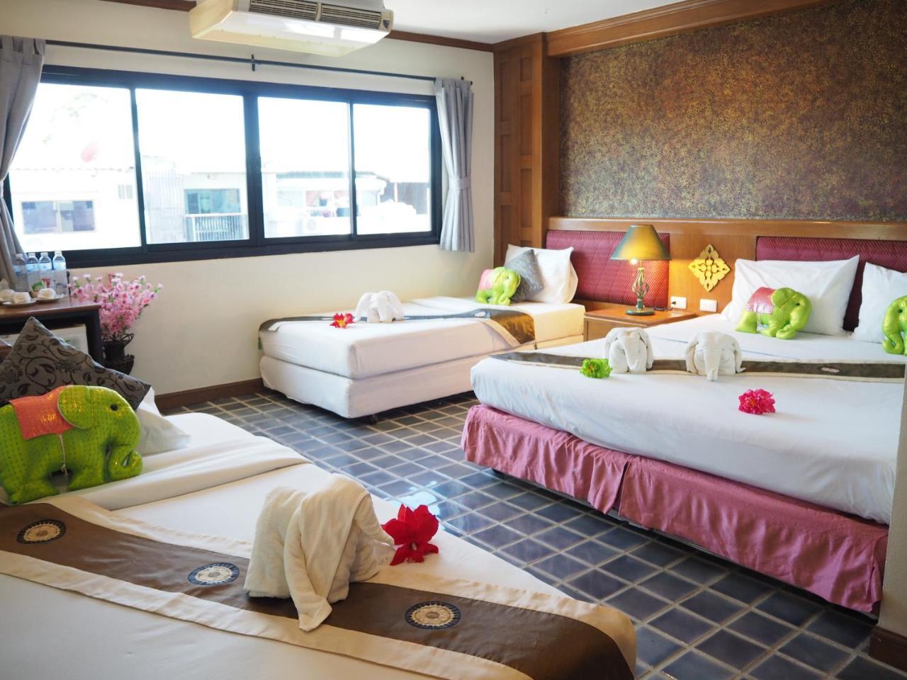 Your Place Inn Karon Ngoại thất bức ảnh