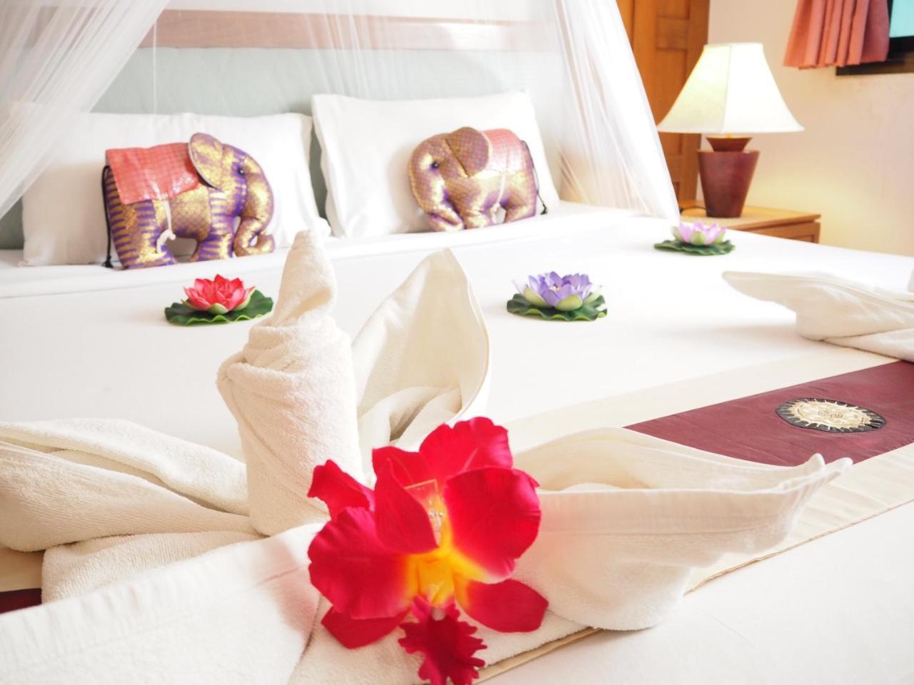 Your Place Inn Karon Ngoại thất bức ảnh