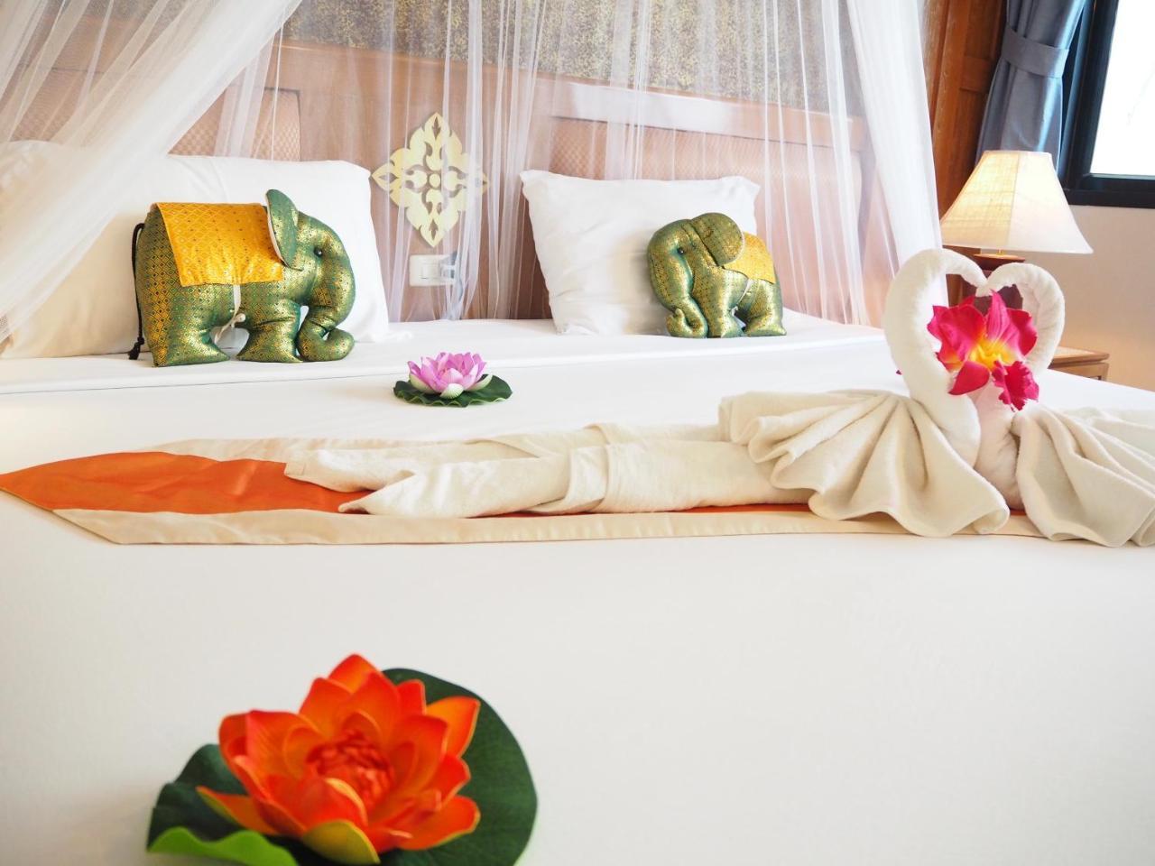 Your Place Inn Karon Ngoại thất bức ảnh
