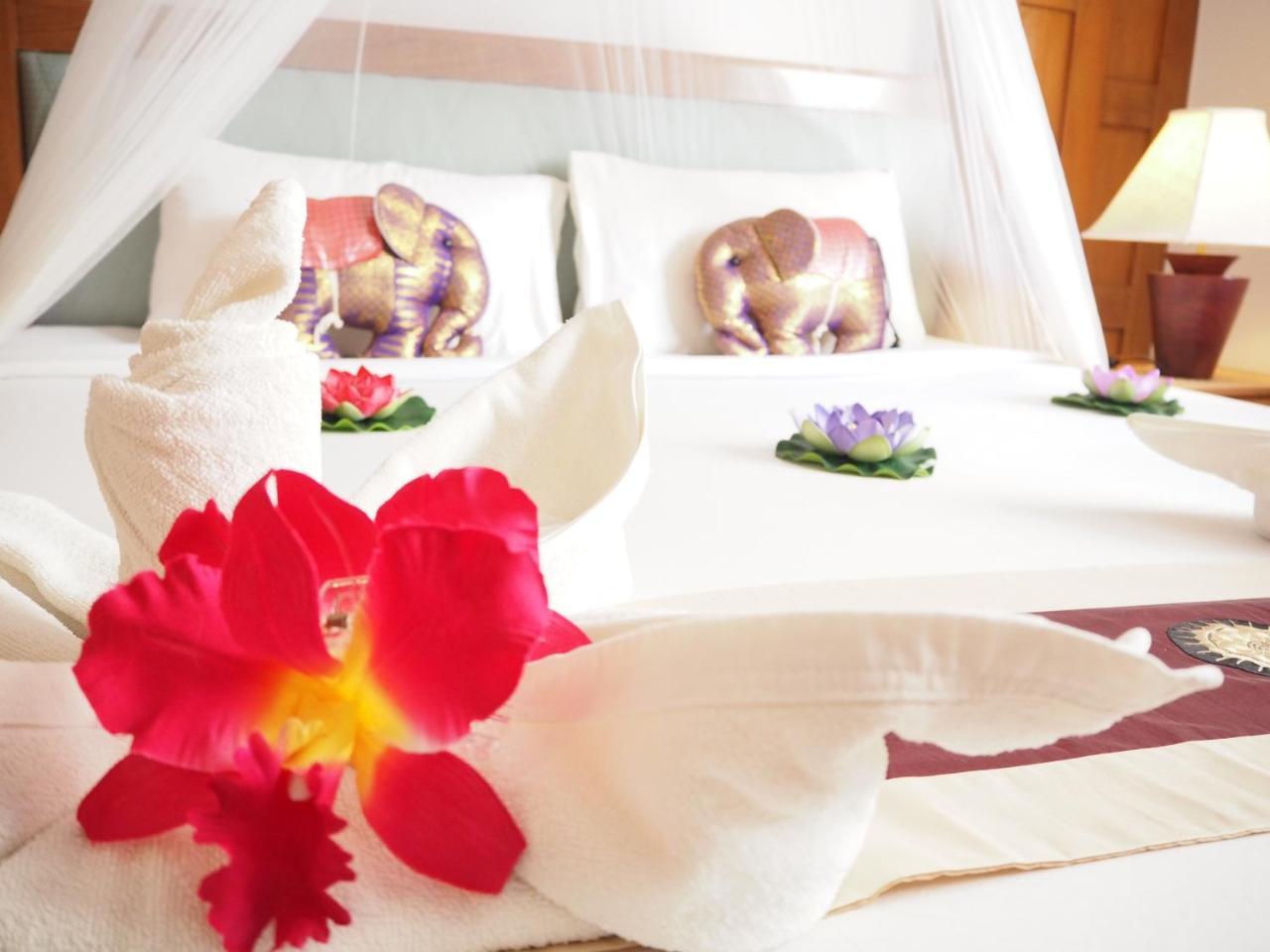 Your Place Inn Karon Ngoại thất bức ảnh